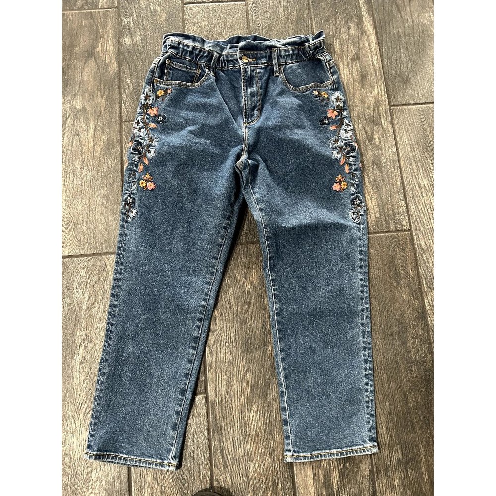 DRIFTWOOD Blue Jeans with Floral Embroidery